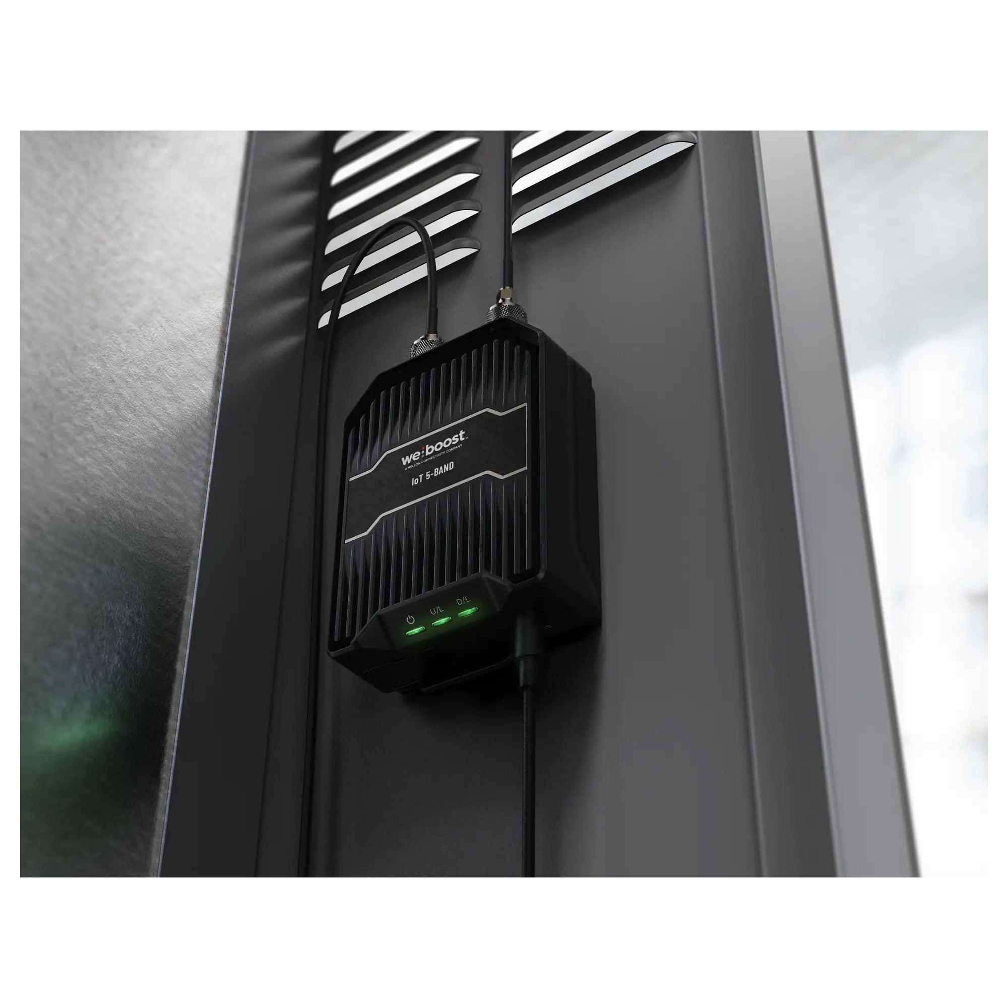 Weboost IoT Direct Signal Booster