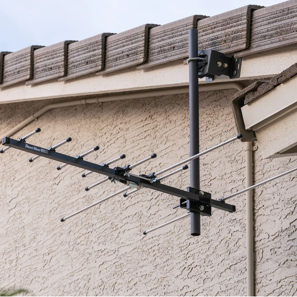 Channel Master Pro-Model UHF/VHF TV Antenna