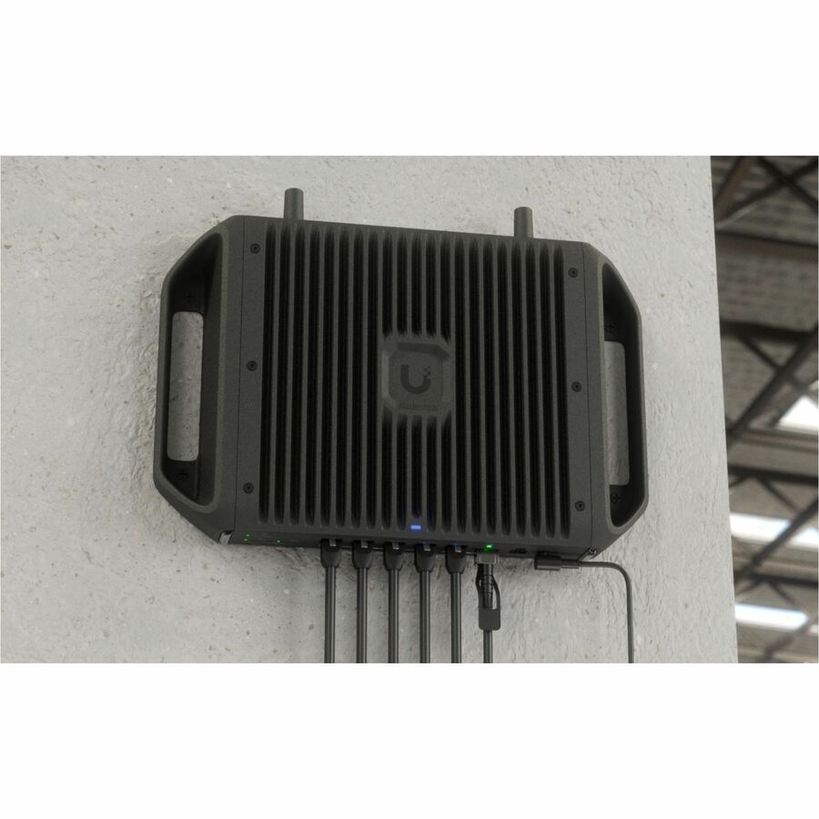 Ubiquiti UniFi Cloud Gateway Industrial